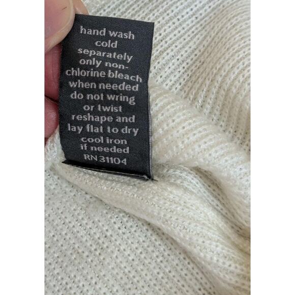 The Limited Ivory Cashmere Blend Long Sleeve Pullover Tunic Sweater Eyelets Sz M - Picture 10 of 10